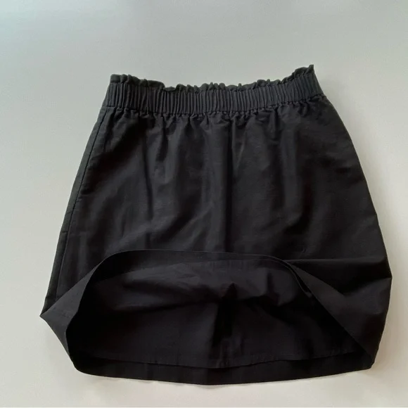 J. Crew Linen Blend Smocked A-Line Skirt, Solid Black Skirt Size: 4 - Picture 4 of 6